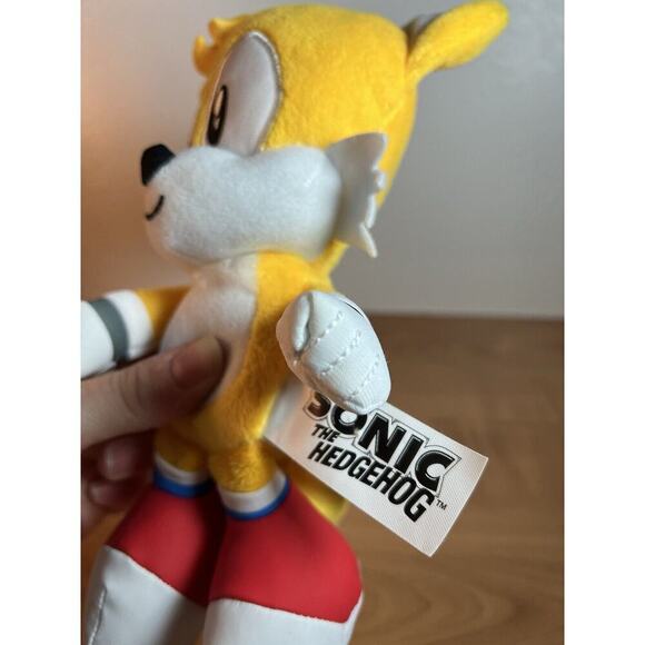 Sonic The Hedgehog Tails Plush Stuffed Animal Kids Collectible Toy No Tag - Picture 4 of 7